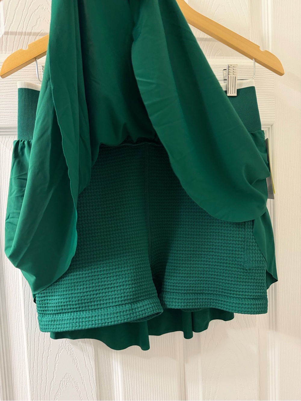 All in Motion NWT Green Athletic Skort with Built In Shorts - Picture 4 of 7